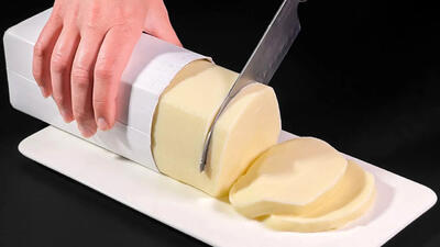 (ویدئو) طرز تهیه پنیر ساده آلمانی با شیر و نمک در 5 دقیقه
