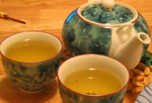 از افزودن شیر به چای پرهیز کنید