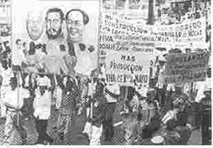 ۲ دسامبر سال ۱۹۶۱ ــ کاسترو : من یک مارکسیست هستم