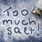 نمک غذایتان را کم کنید