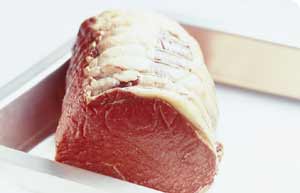 مصرف گوشت خام موجب بروز سیاه زخم می شود