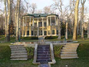 باغ نیاوران در تهران