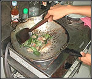مضرات پخت طولانی مدت غذا در ظروف آلومینیومی