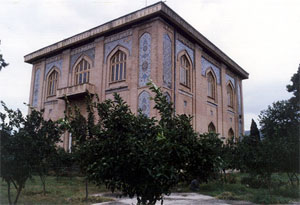 کاخ صفی آباد