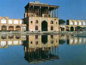 عالی قاپو (اصفهان)