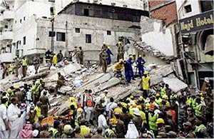۶ ژانویه ۲۰۰۶   ـ باز هم وقوع حادثه مرگبار در مکه در مناسک حج