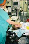 ایست قلبی حین بیهوشی در بیمار مبتلا به توده مدیاستن قدامی (گزارش موردی)