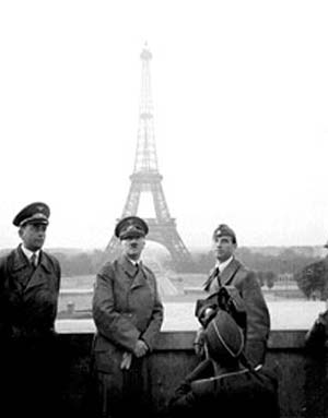 پاریس به تصرف آلمان درآمد