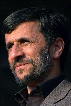 توجه دنیا به احمدی نژاد  پروفسور حمید مولانا