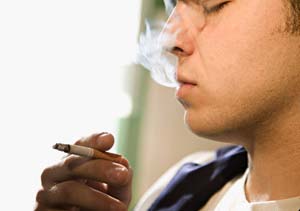 چرا علاقه اسکیزوفرن ها به سیگار زیاد است؟