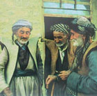 پوشاک‌ مردان‌ و زنان‌ کرد