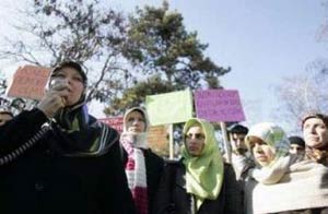 آیا حجاب حکومت لائیک ترکیه را تهدید می کند؟