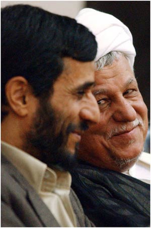 مشکل احمدی نژاد با هاشمی چیست؟