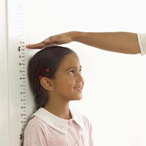 بررسی علل کوتاه قدی کودکان