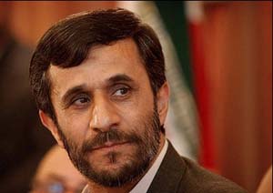 احمدی نژاد و اصول گرایی
