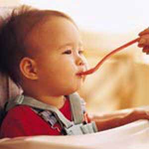 تغذیه تکمیلی کودکان پس از شش ماهگی