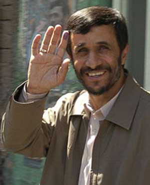 زندگینامه دکتر محمود احمدی نژاد