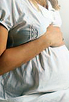 بررسی تاثیر موسیقی بر شدت درد مرحله اول زایمان، در زنان نخست حامله بستری در یکی از زایشگاه های شهر ساری