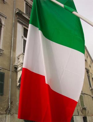 دلایل پیروزی جناح راست در ایتالیا