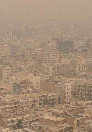 پرونده آلودگی هوای تهران دو سال است در مجلس خاک می خورد