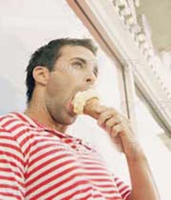 سردرد ناگهانی با خوردن بستنی
