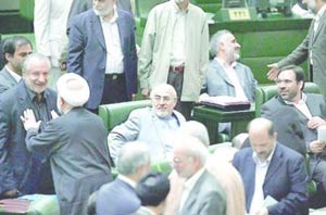 باطل‌السحر مجلس در روزی از روزهای احمدی‌نژاد