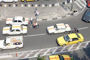 بررسی وضعیت خدمات دهی تاکسی ها تاکسی های خالی مسافران خیالی