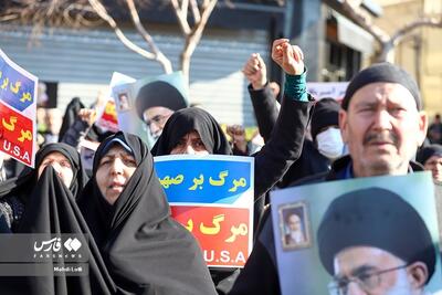 (تصاویر) حمایت مردم اصفهان از حمله موشکی سپاه