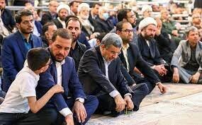 حضور محمود احمدی نژاد در حرم امام خمینی/ عکس