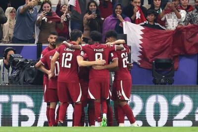 ویدیو/ لحظه بالا بردن جام قهرمانی آسیا توسط قطری‌ها