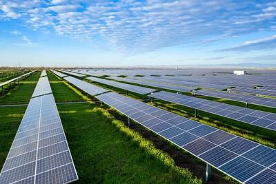 سهم ۸۱ درصدی انرژی‌های خورشیدی از تولید برق جدید آمریکا در سال ۲۰۲۴