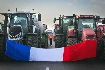 کشاورزان خشمگین فرانسه خواستار استعفای مکرون شدند