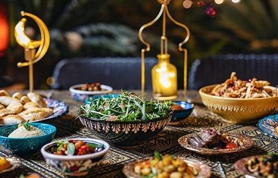 ایده های تزیین سفره افطار برای ماه رمضان / تزیین افطار شیک و لاکچری برای مهمانی