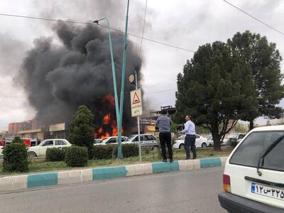 (ویدیو) وقوع آتش سوزی در پمپ بنزین کرمان