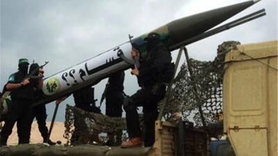 صحنه‌هایی از شلیک راکت‌های گروهان قدس به مناطق اشغالی غزه + ویدئو