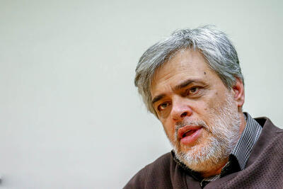 محمد مهاجری: قالیباف، هاشمی رفسنجانی نیست که رئیس نشود استعفا دهد /از نمایندگی انصراف دهد عملا تمام خواهد شد - عصر خبر
