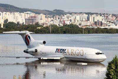 (ویدئو) سیل هواپیما‌ها و باند‌های فرودگاهی در جنوب برزیل را زیر آب برد