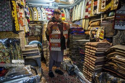 (تصاویر) بازار لباس سنتی کابل