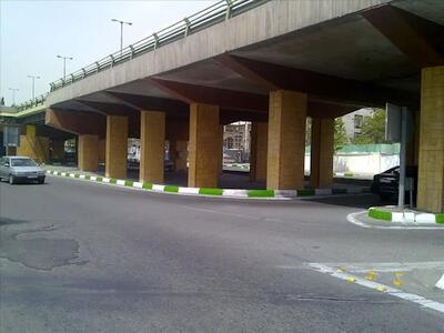 شاهکار جدید و خطرناک شهرداری تهران؛ ماجرای بستن تسمه روی ستون‌های پل میرداماد چیست؟/ تصاویر