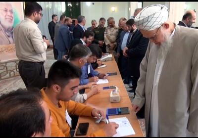 حضو پرشور مردم گنبدکاووس در پای صندوق های رای انتخابات- فیلم فیلم استان تسنیم | Tasnim