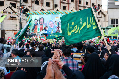 برگزاری جشن‌ خیابانی از میدان ولیعصر تا هفت‌تیر در دهه کرامت/ برپایی چایخانه‌های رضوی در میادین