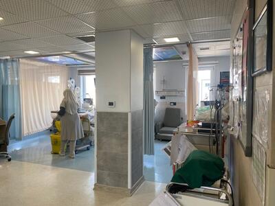 قمه کشی در اورژانس بیمارستان سینا لرستان | جزییات حمله اراذل قمه به دست به این بیمارستان