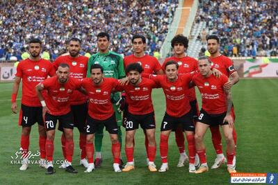 هواداران تراکتور بازیکنان را در رختکن حبس کردند! - پارس فوتبال | خبرگزاری فوتبال ایران | ParsFootball