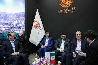 مدیرعامل شرکت ملی صنایع مس از نمایشگاه سرمایه‌گذاری و توسعه کرمان بازدید کرد