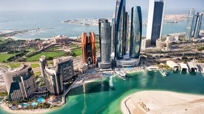 برنامه ویژه امارات برای افزایش دو برابری گردشگر تا سال 2030 - کاماپرس