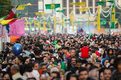 باشکوه ترین جشن تولد تاریخ تهران با حضور چشمگیر مردم تهران برگزار شد