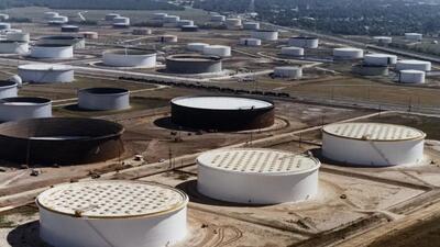 ذخیره سازی روزانه 830 هزار بشکه نفت توسط چین