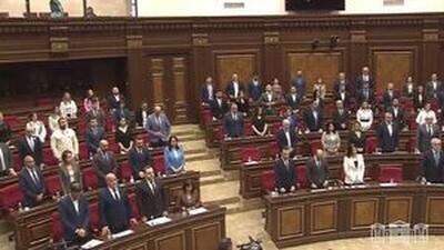 یک دقیقه سکوت مجلس ارمنستان به احترام شهدای ایران