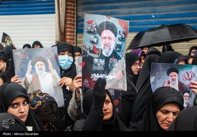 سوگواری مردم نقاط مختلف یزد در عزای شهید رئیسی - تسنیم