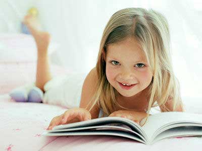 اهمیت کتاب خواندن برای کودکان و چند توصیه مهم در همین رابطه